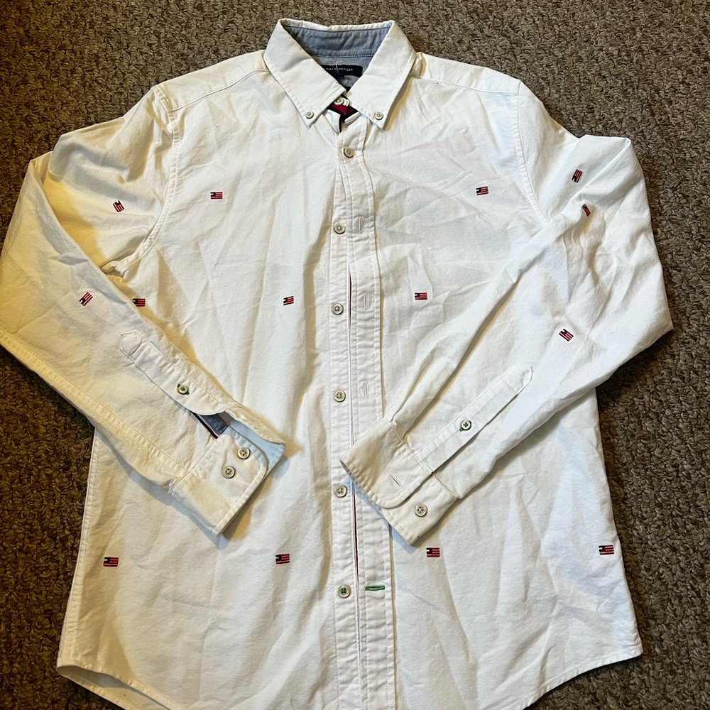 Tommy Hilfiger button up